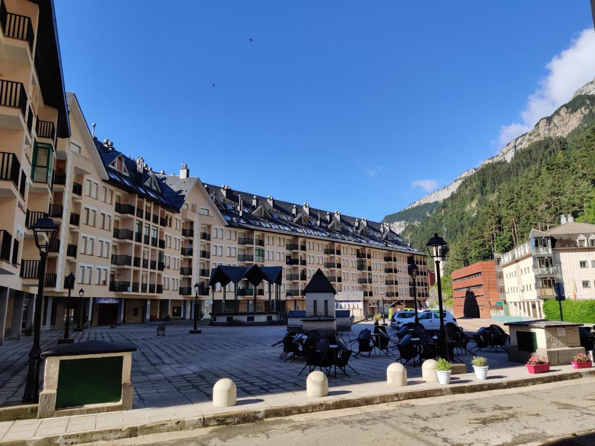 "Leo Pixel" Avairent Canfranc Estacion公寓 外观 照片