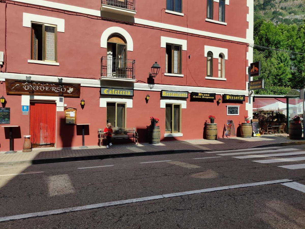 "Leo Pixel" Avairent Canfranc Estacion公寓 外观 照片